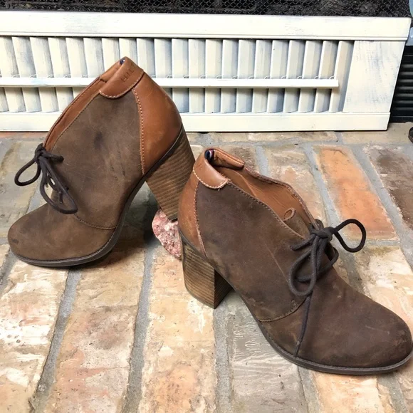 TOMMY HILFIGER Leather tie square block heel upper bootie boots Sz 8 - Picture 7 of 12